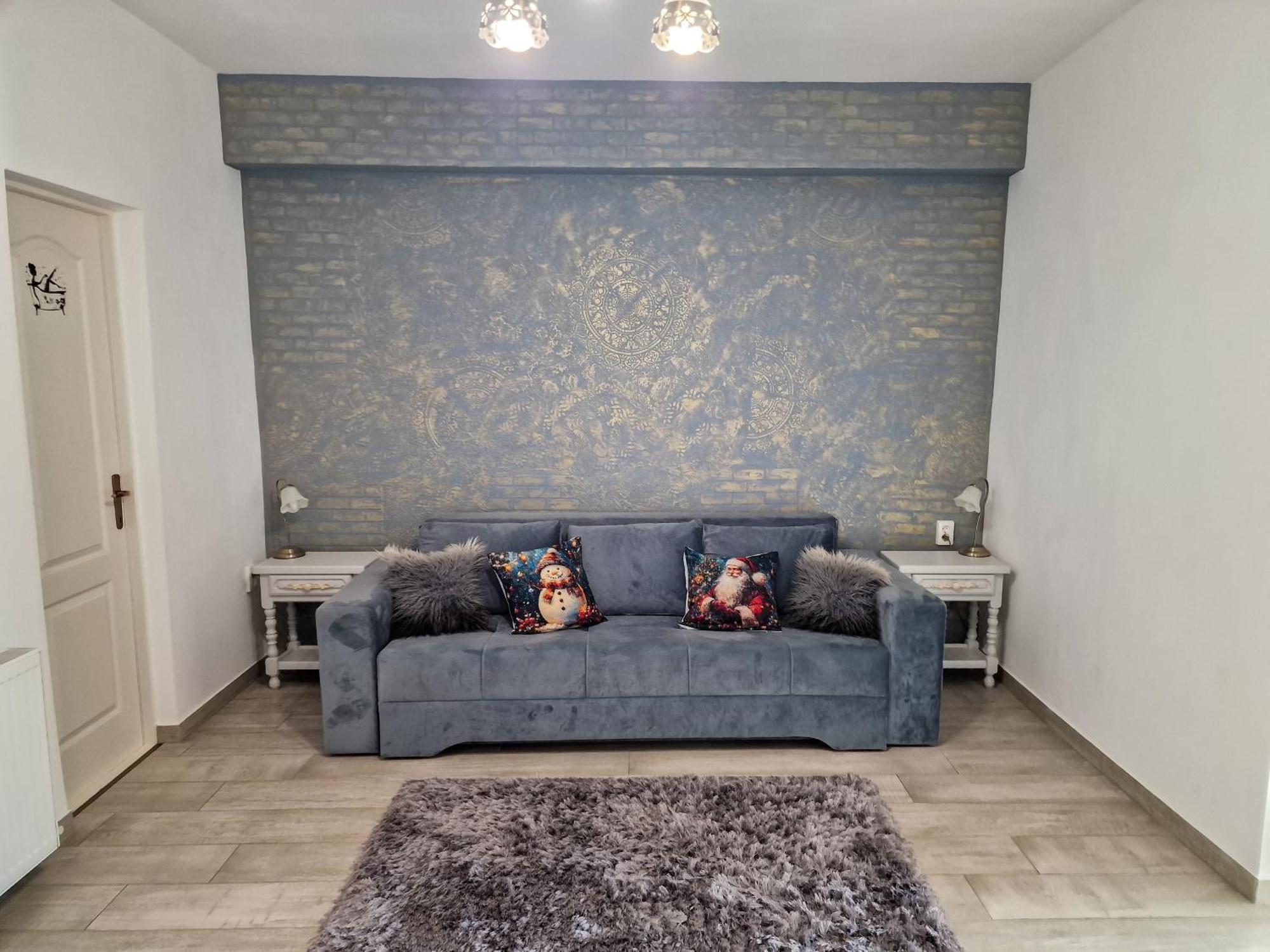 Chic Flat - 24 H Self Checkin-free Parking In The Yard Apartment Floresti (Cluj)