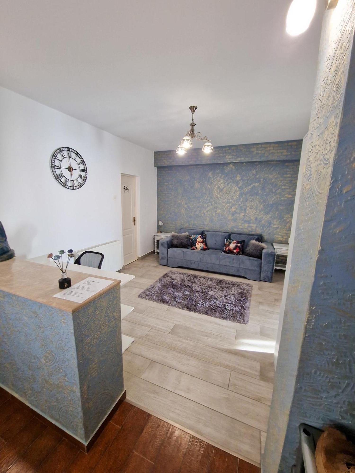 Chic Flat - 24 H Self Checkin-free Parking In The Yard * Floresti (Cluj)